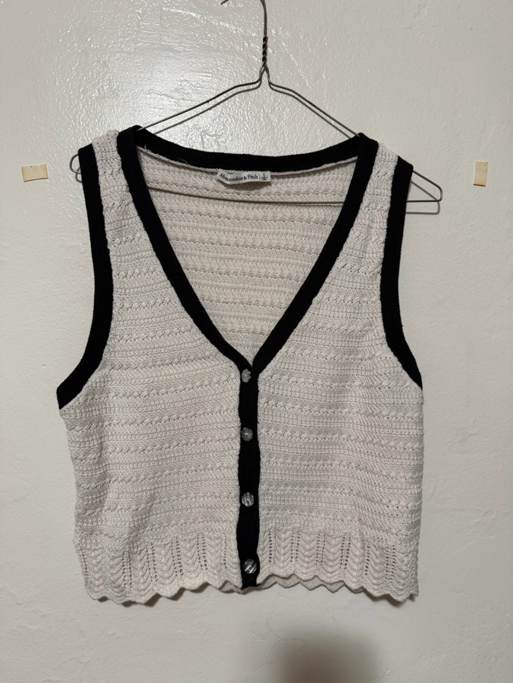 Ambercrombie & Fitch Sleeveless Knit Button-Front Vest - Black Trim White
